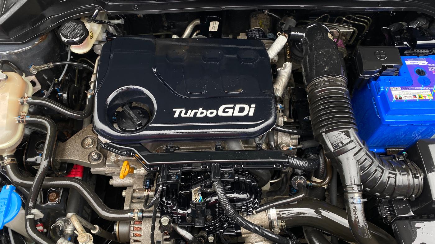 2021 Hyundai NEW I20 Asta (O) 1.0 Turbo DCT Dual Tone, Petrol, Automatic, 66,569 km, Engine View