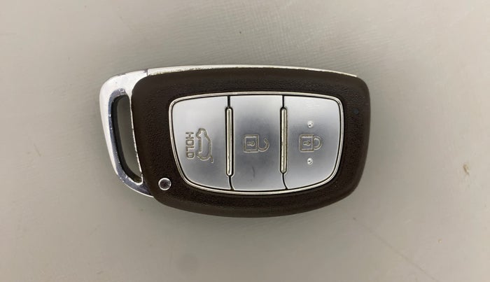 2016 Hyundai i20 Active 1.2 SX, Petrol, Manual, 1,01,527 km, Key Close Up