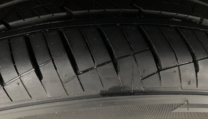 2020 Hyundai NEW I20 Asta 1.0 GDI Turbo IMT, Petrol, Manual, 65,797 km, Left Rear Tyre Tread