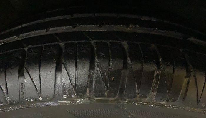 2022 KIA SONET HTK PLUS 1.2, Petrol, Manual, 21,413 km, Right Front Tyre Tread