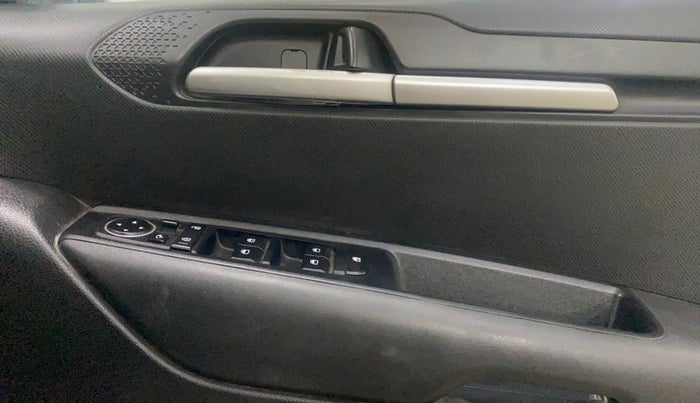 2022 KIA SONET HTK PLUS 1.2, Petrol, Manual, 21,413 km, Driver Side Door Panels Control