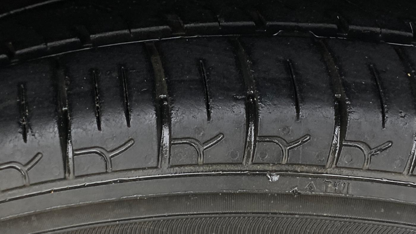 2017 Maruti Alto 800 LXI, Petrol, Manual, 81,271 km, Left Rear Tyre Tread