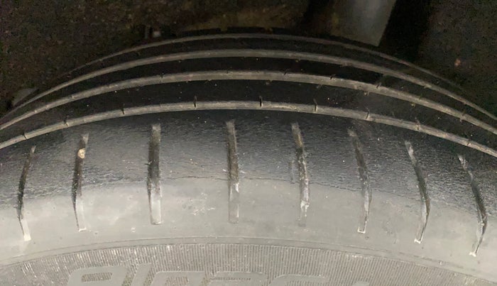 2018 Maruti Baleno ALPHA PETROL 1.2, Petrol, Manual, 18,431 km, Left Rear Tyre Tread
