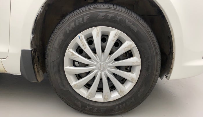 2015 Maruti Swift Dzire VXI, Petrol, Manual, 96,263 km, Right Front Wheel