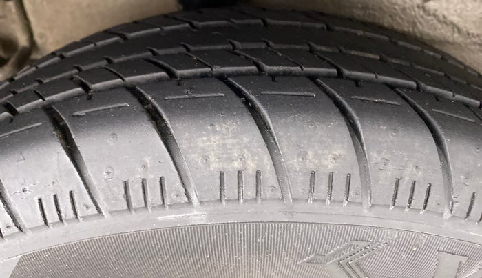2014 Maruti Celerio VXI d, Petrol, Manual, 24,113 km, Right Rear Tyre Tread