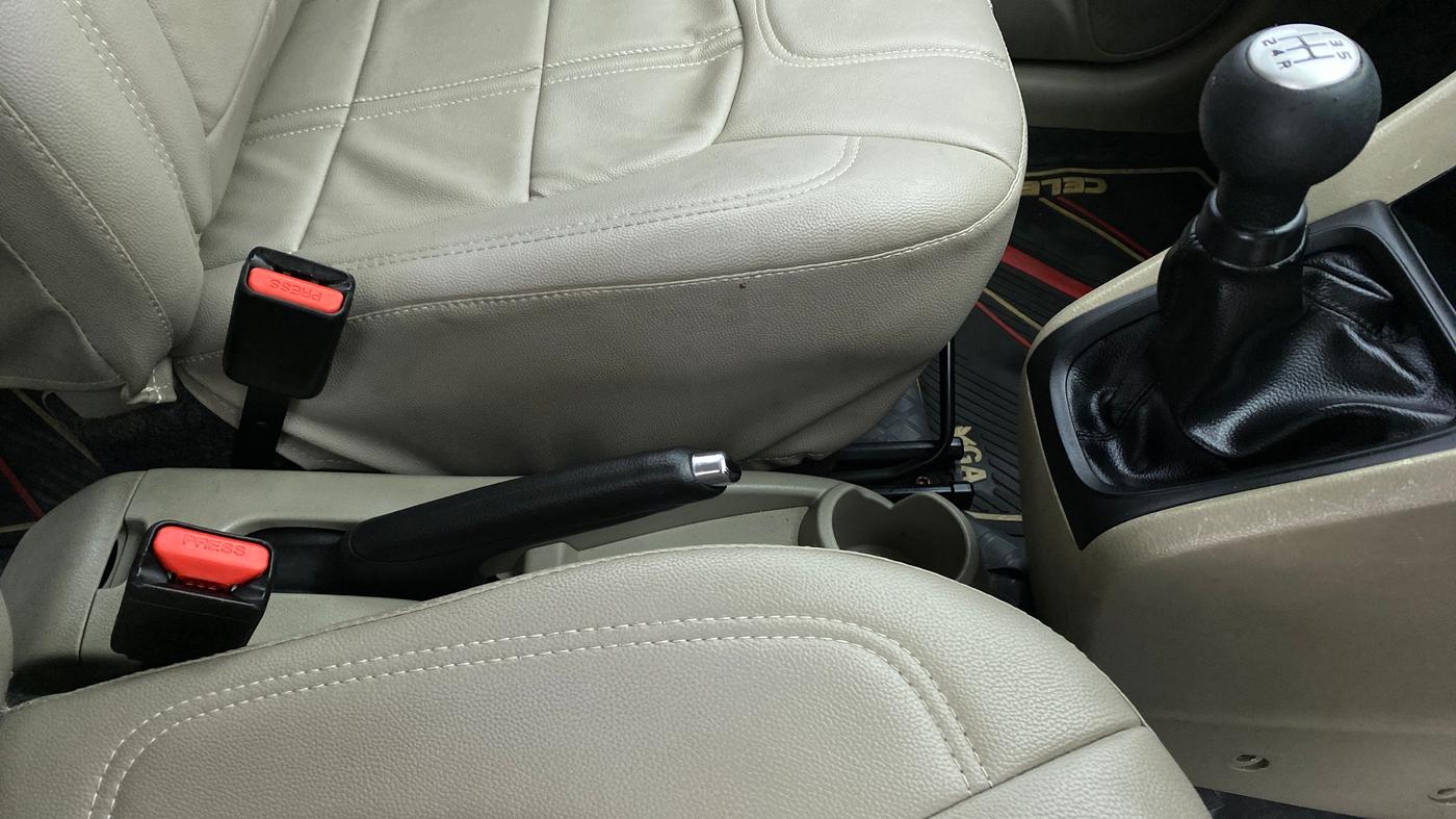 2014 Maruti Celerio VXI d, Petrol, Manual, 24,113 km, Gear Lever