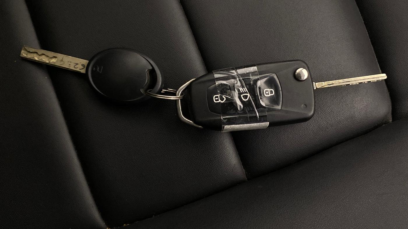 2020 Tata Tiago XT PETROL, Petrol, Manual, 66,172 km, Key Close Up