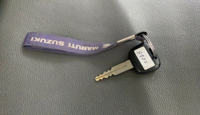 2021 Maruti Eeco 5 STR AC CNG, CNG, Manual, 18,100 km, Key Close Up