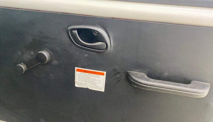 2021 Maruti Eeco 5 STR AC CNG, CNG, Manual, 18,100 km, Driver Side Door Panels Control