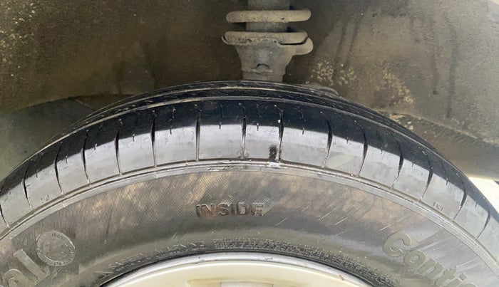 2021 Maruti Eeco 5 STR AC CNG, CNG, Manual, 18,100 km, Right Front Tyre Tread