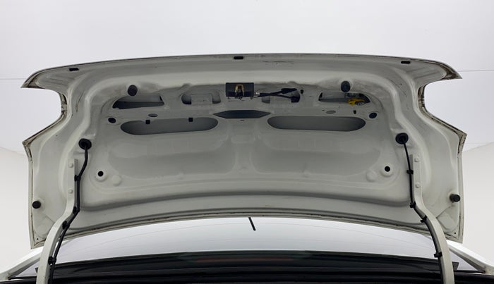 2016 Tata Zest XMS PETROL, CNG, Manual, 63,190 km, Boot Door Open