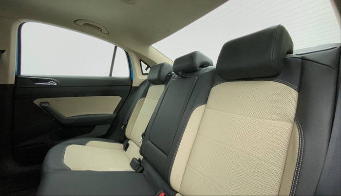 2022 Skoda SLAVIA STYLE 1.5 TSI DSG, Petrol, Automatic, 11,162 km, Right Side Rear Door Cabin