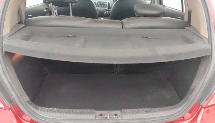 2014 Hyundai i20 SPORTZ 1.2, Petrol, Manual, 50,593 km, Boot Inside