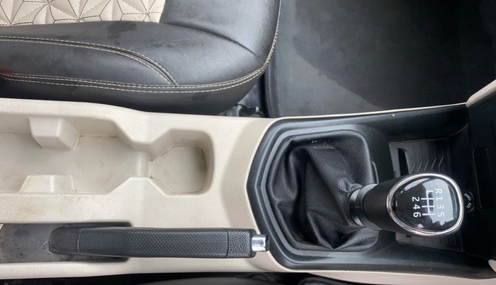 2021 Mahindra XUV300 W4 1.2 PETROL, Petrol, Manual, 26,985 km, Gear Lever