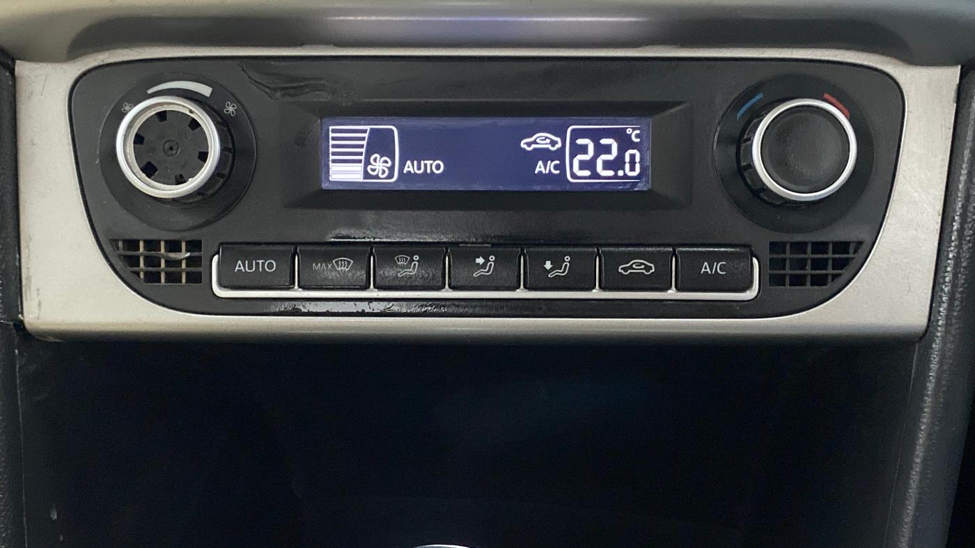 2016 Volkswagen Ameo HIGHLINE 1.5L AT (D), Diesel, Automatic, 30,672 km, Automatic Climate Control
