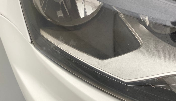 2016 Volkswagen Ameo HIGHLINE 1.5L AT (D), Diesel, Automatic, 30,672 km, Right headlight - Minor scratches