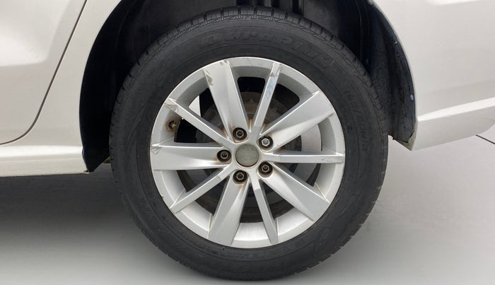 2016 Volkswagen Ameo HIGHLINE 1.5L AT (D), Diesel, Automatic, 30,672 km, Left Rear Wheel