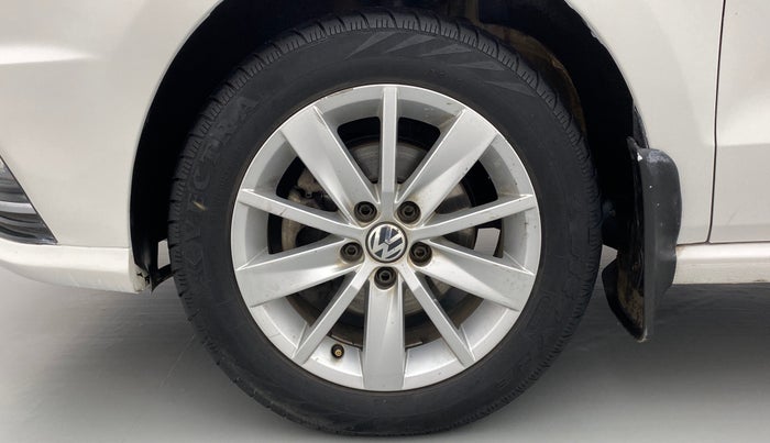 2016 Volkswagen Ameo HIGHLINE 1.5L AT (D), Diesel, Automatic, 30,672 km, Left Front Wheel
