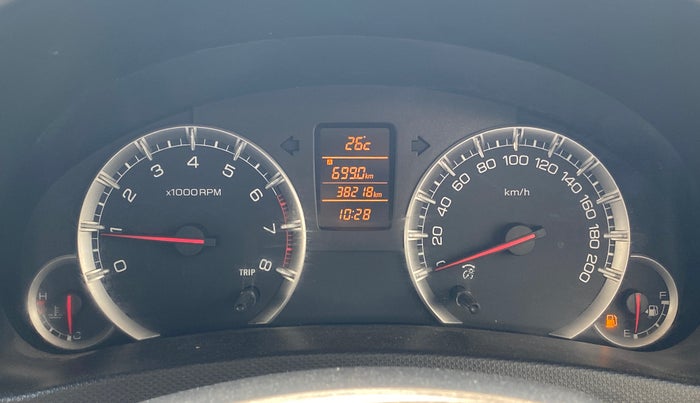 2016 Maruti Swift ZXI, Petrol, Manual, 38,175 km, Odometer Image