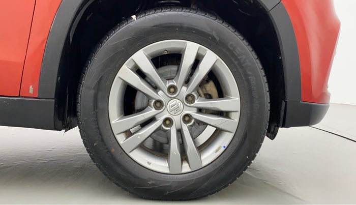 2017 Maruti Vitara Brezza ZDI PLUS, Diesel, Manual, 76,606 km, Right Front Wheel