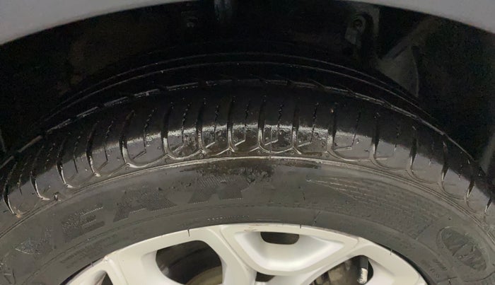 2014 Ford Ecosport TITANIUM 1.5L PETROL, Petrol, Manual, 51,226 km, Right Front Tyre Tread