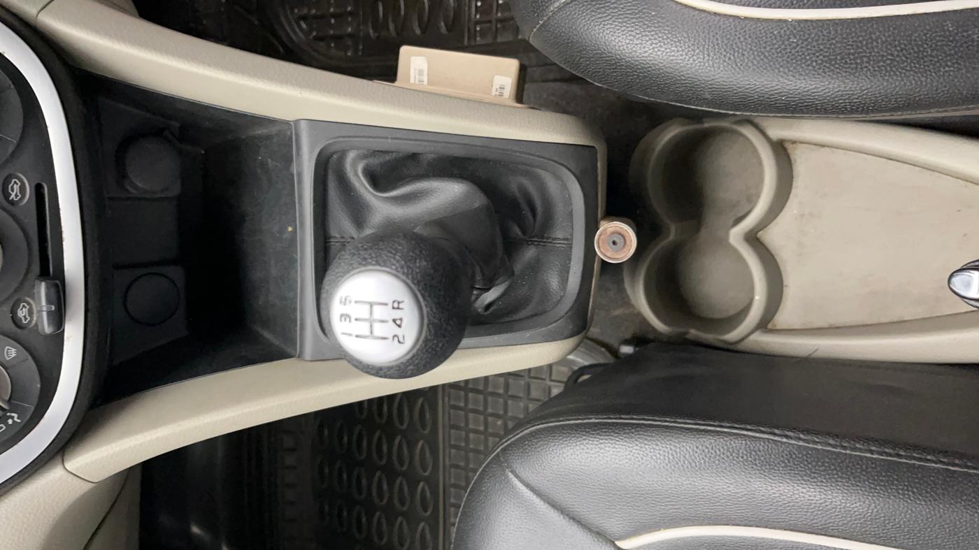 2017 Maruti Celerio VXI CNG, CNG, Manual, 71,445 km, Gear Lever