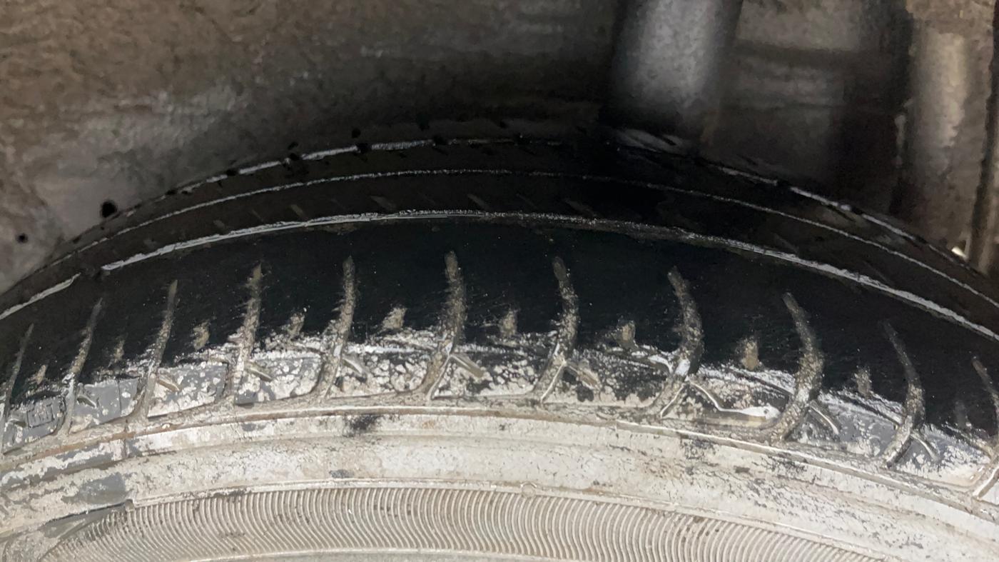 2017 Maruti Celerio VXI CNG, CNG, Manual, 71,445 km, Left Rear Tyre Tread