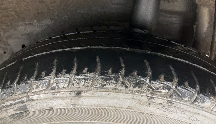 2017 Maruti Celerio VXI CNG, CNG, Manual, 71,445 km, Left Rear Tyre Tread