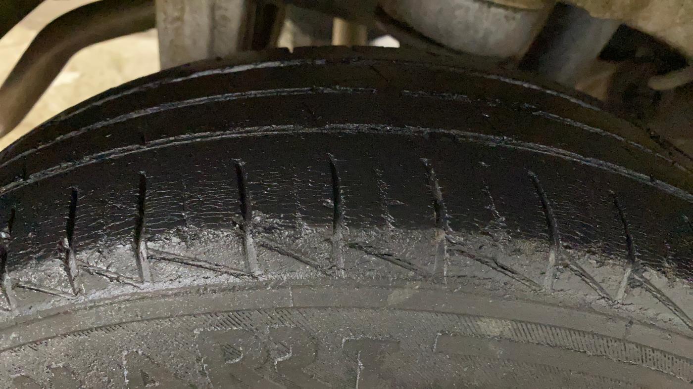 2019 Maruti Alto LXI, CNG, Manual, 61,116 km, Right Rear Tyre Tread