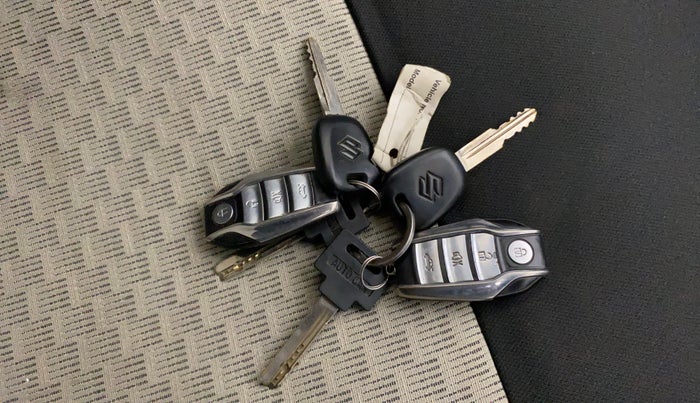 2019 Maruti Alto LXI, CNG, Manual, 60,505 km, Key Close Up