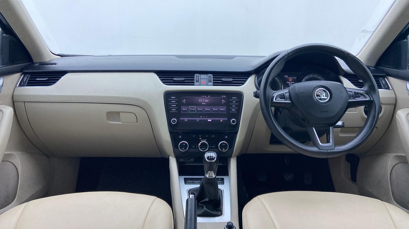 2017 Skoda Octavia Style 1.4 TSI MT, Petrol, Manual, 47,483 km, Dashboard