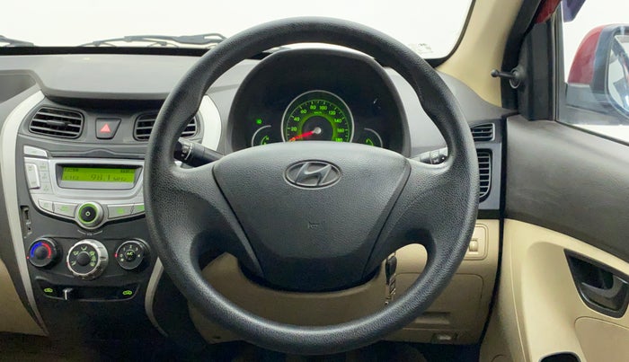 2016 Hyundai Eon 1.0 MAGNA O, Petrol, Manual, 95,995 km, Steering Wheel Close Up