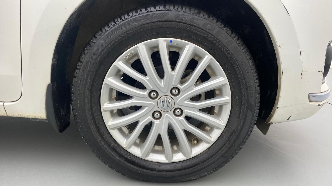 2019 Maruti Dzire ZXI AMT, Petrol, Automatic, 34,989 km, Right Front Wheel