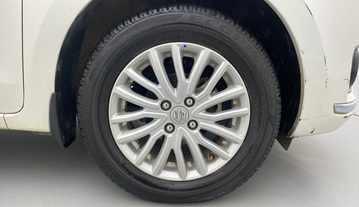 2019 Maruti Dzire ZXI AMT, Petrol, Automatic, 34,989 km, Right Front Wheel