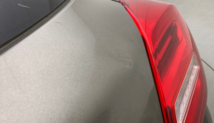 2018 Maruti Swift VXI AMT, Petrol, Automatic, 82,919 km, Dicky (Boot door) - Slightly dented