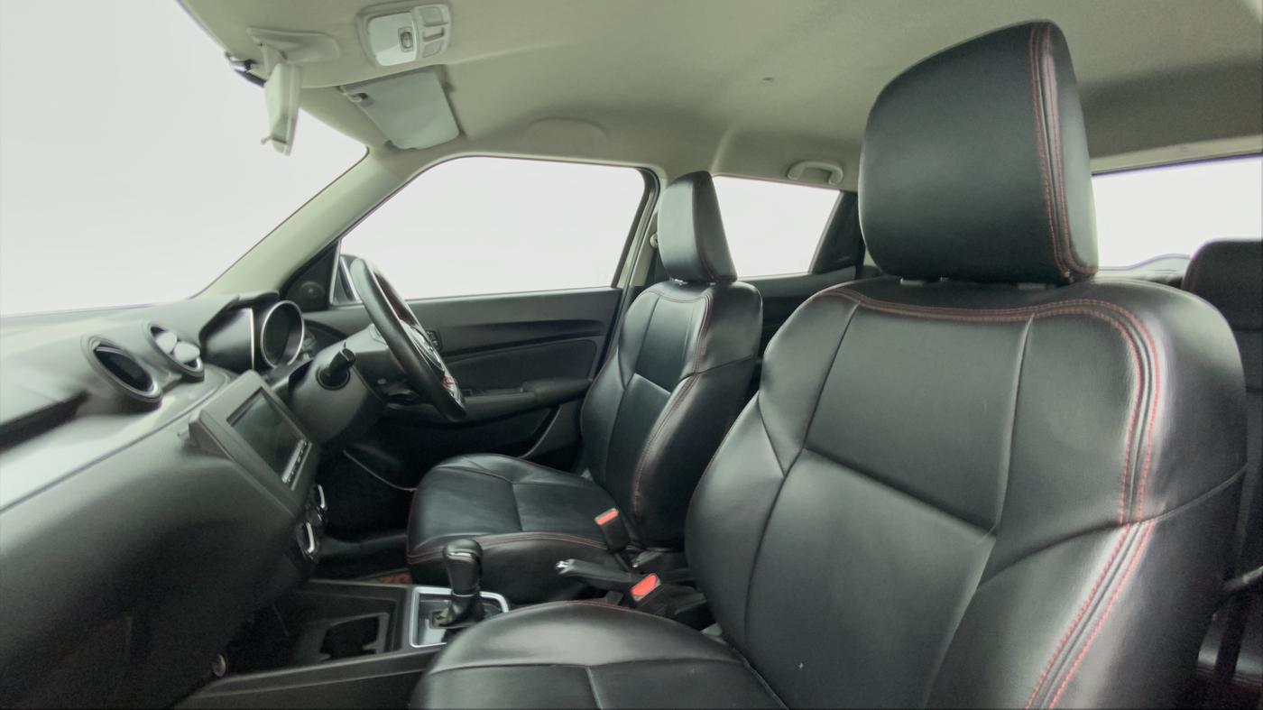 2018 Maruti Swift VXI AMT, Petrol, Automatic, 82,919 km, Right Side Front Door Cabin