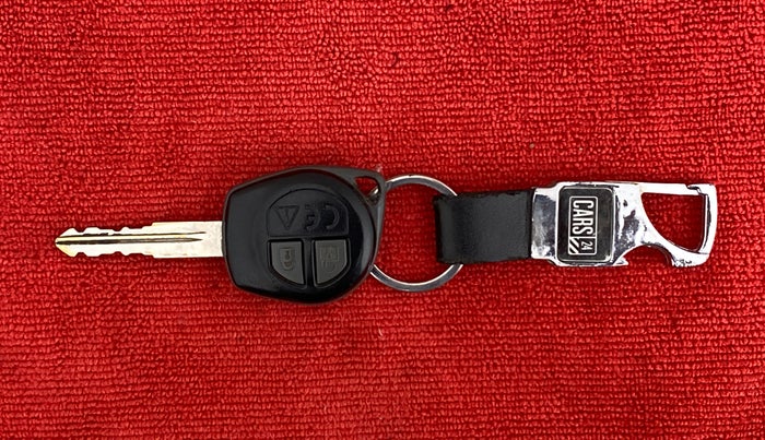 2018 Maruti Swift VXI AMT, Petrol, Automatic, 82,919 km, Key Close Up