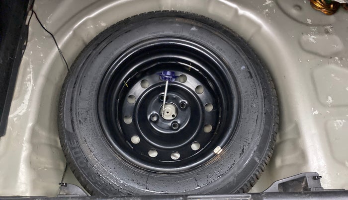 2018 Maruti Swift VXI AMT, Petrol, Automatic, 82,919 km, Spare Tyre