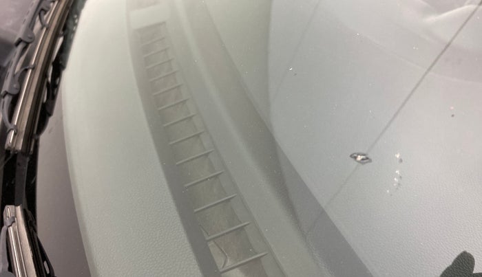 2018 Maruti Swift VXI AMT, Petrol, Automatic, 82,919 km, Front windshield - Minor spot on windshield