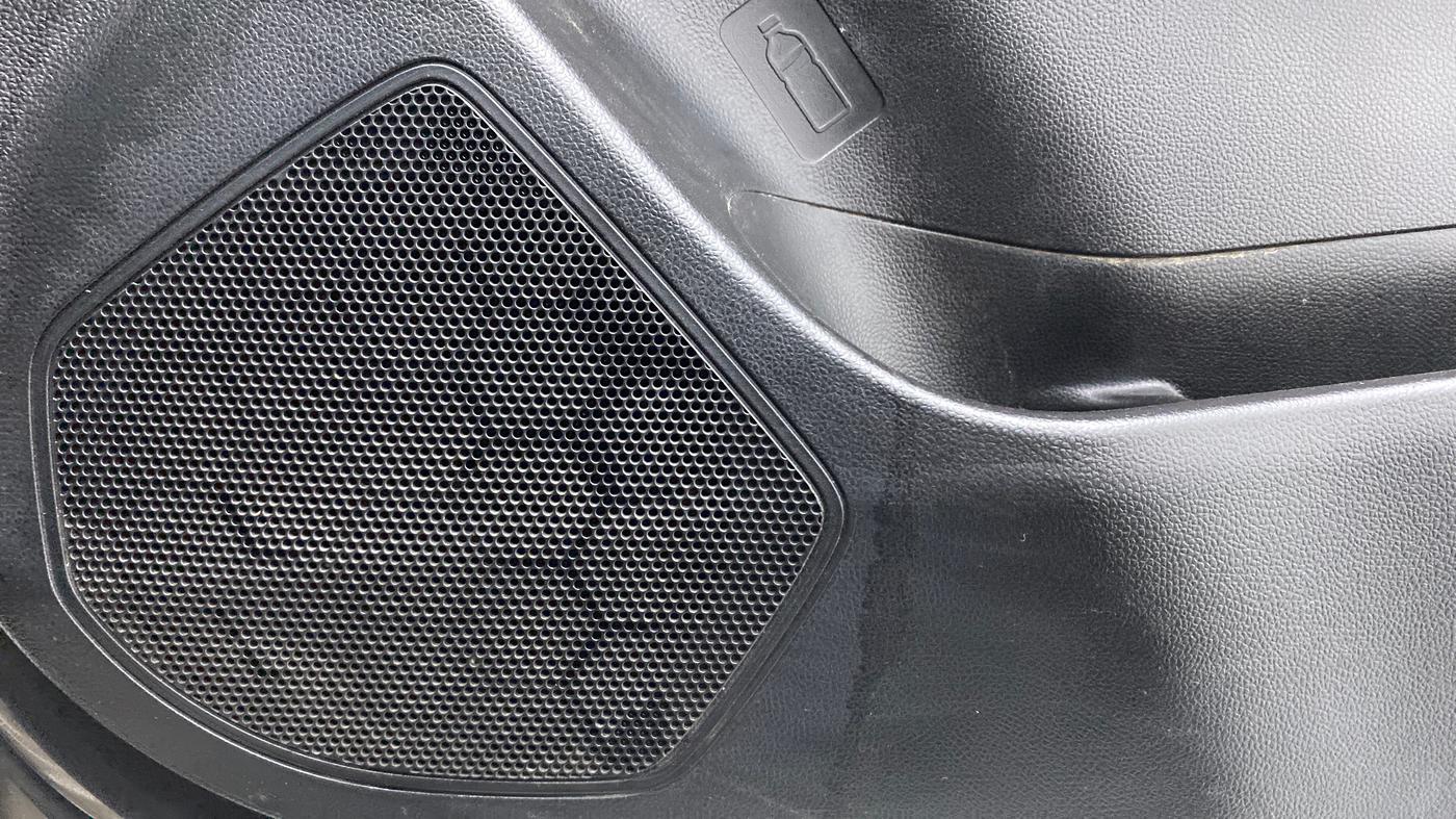 2018 Maruti Swift VXI AMT, Petrol, Automatic, 82,919 km, Speaker