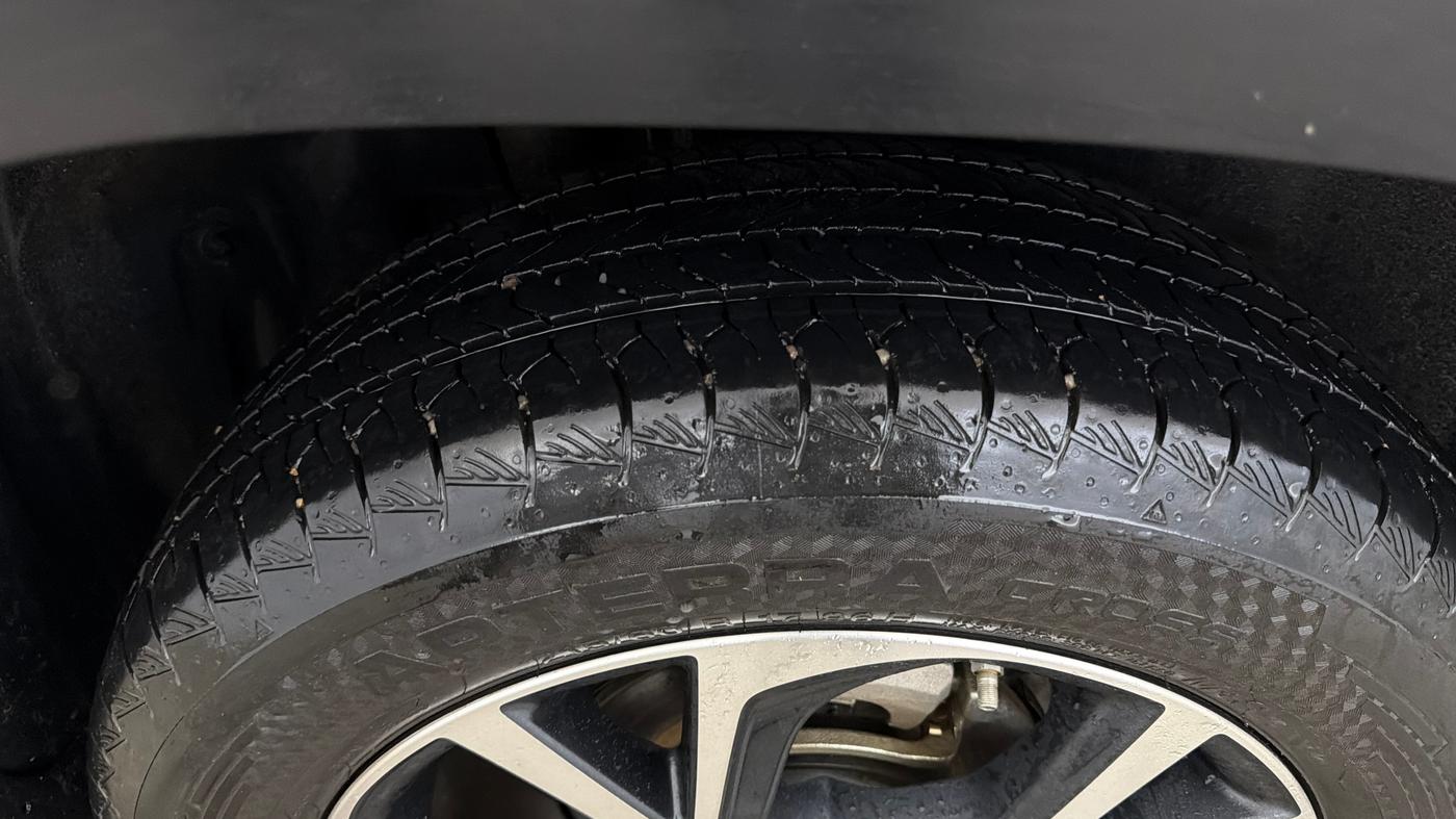 2023 Toyota URBAN CRUISER HYRYDER V HYBRID, Hybrid, Automatic, 58,158 km, Right Rear Tyre Tread