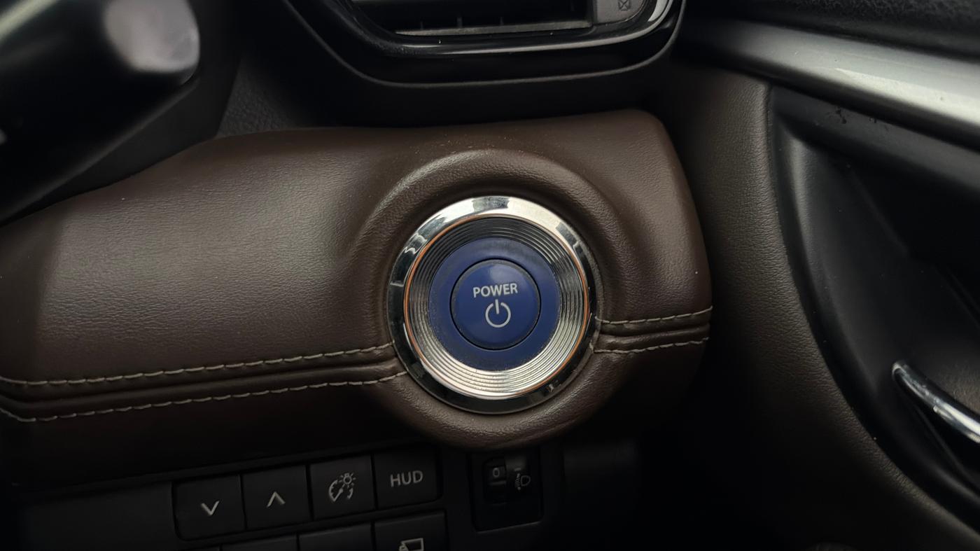 2023 Toyota URBAN CRUISER HYRYDER V HYBRID, Hybrid, Automatic, 58,158 km, Keyless Start/ Stop Button