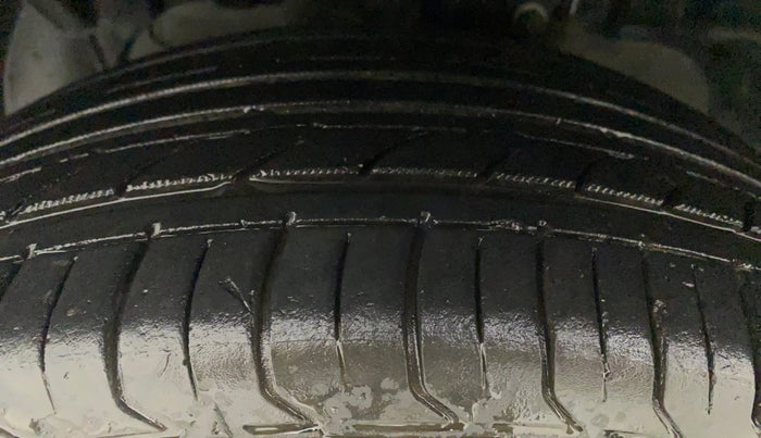 2016 Ford Ecosport TITANIUM+ 1.0L ECOBOOST, Petrol, Manual, 54,951 km, Left Front Tyre Tread