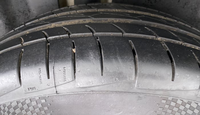 2021 MG HECTOR SUPER HYBRID PETROL MT, Petrol, Manual, 7,646 km, Right Rear Tyre Tread