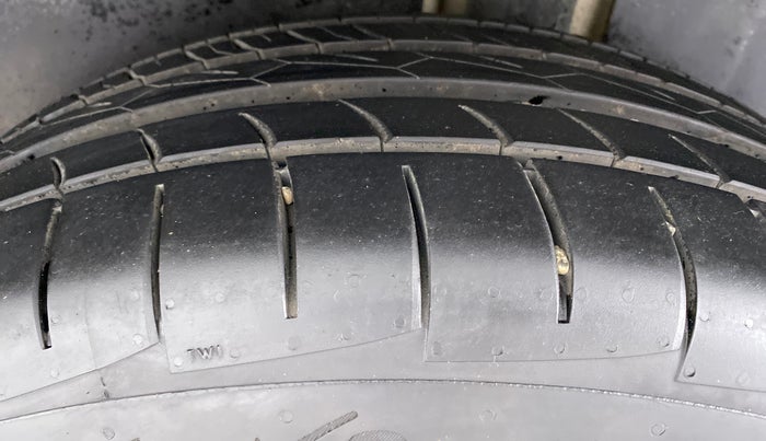 2021 MG HECTOR SUPER HYBRID PETROL MT, Petrol, Manual, 7,646 km, Left Rear Tyre Tread