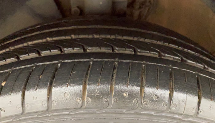 2018 Skoda Rapid MONTE CARLO 1.6 MPI AT, Petrol, Automatic, 55,307 km, Left Front Tyre Tread