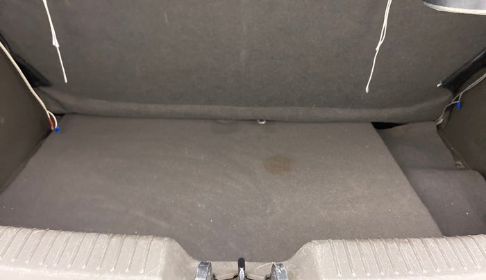 2013 Hyundai i10 MAGNA 1.2 KAPPA2, Petrol, Manual, 55,166 km, Boot Inside
