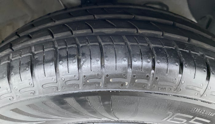 2022 Hyundai AURA S 1.2 Kappa MT, Petrol, Manual, 2,111 km, Right Front Tyre Tread
