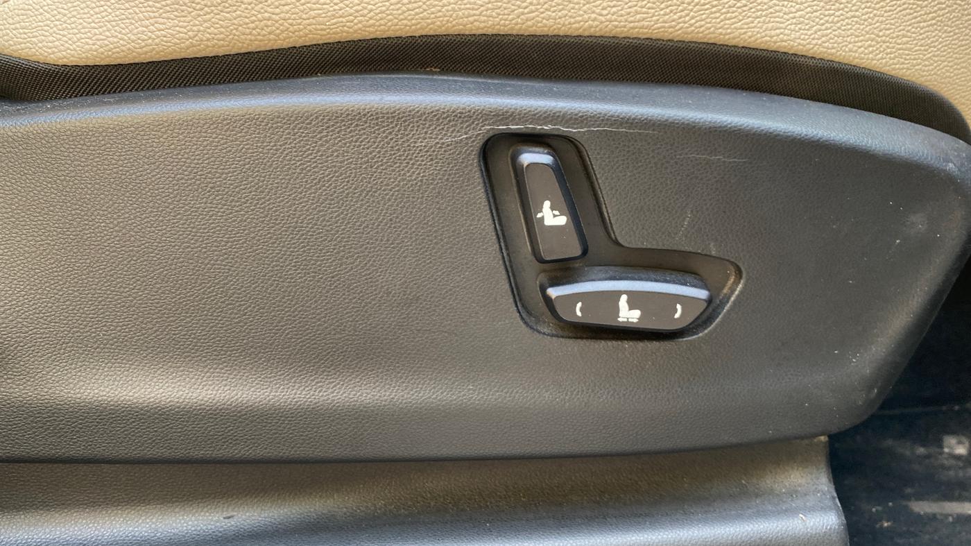 2023 MG HECTOR SAVVY PRO 1.5 TURBO CVT PETROL, Petrol, Automatic, 20,629 km, Driver Side Adjustment Panel