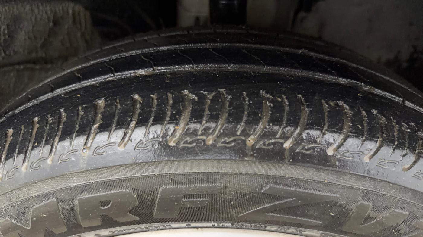 2021 Renault Kwid RXL, Petrol, Manual, 44,709 km, Right Front Tyre Tread